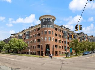 40 College St APT 307, Burlington, VT 05401