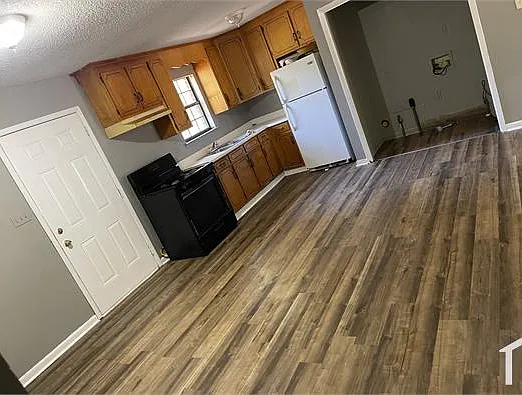 3 bed, 1134 sqft, $1,650 — Photo 3