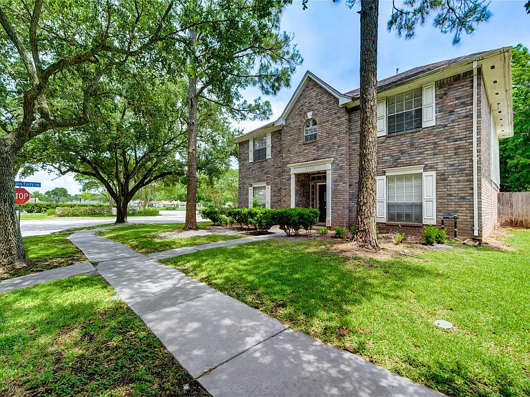 2338 Bent River Dr — Photo 4