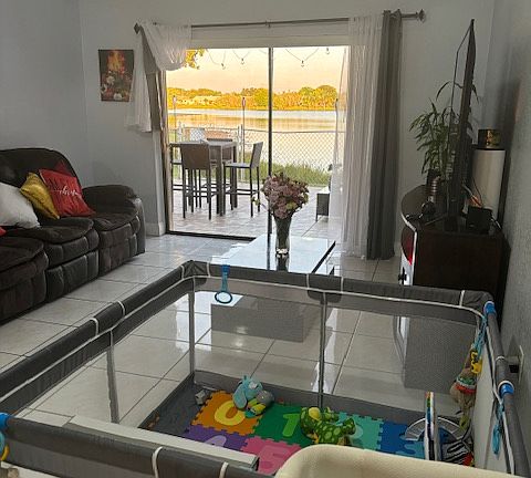 5th image of 5023 SW 139th Ct Unit 5023