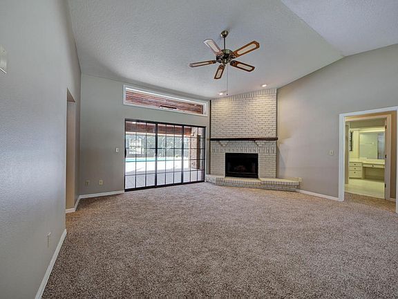 5th image of 1231 Mira Vista Ln