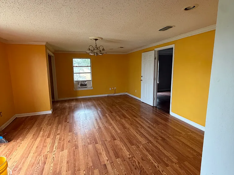 6122 4th Ave — Photo 10