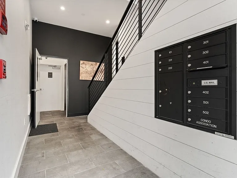 75 W Broadway #301 — Photo 15