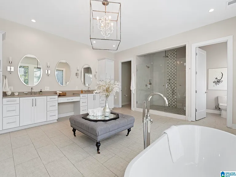 412 Vesclub Pl — Photo 13