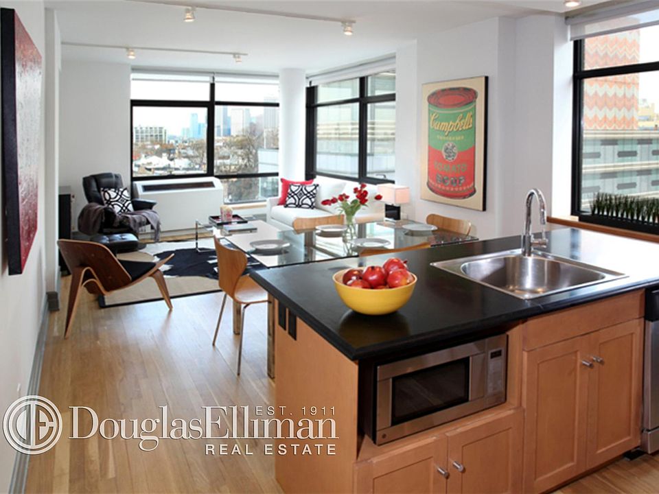 2nd image of 125 Court St APT 5SU
