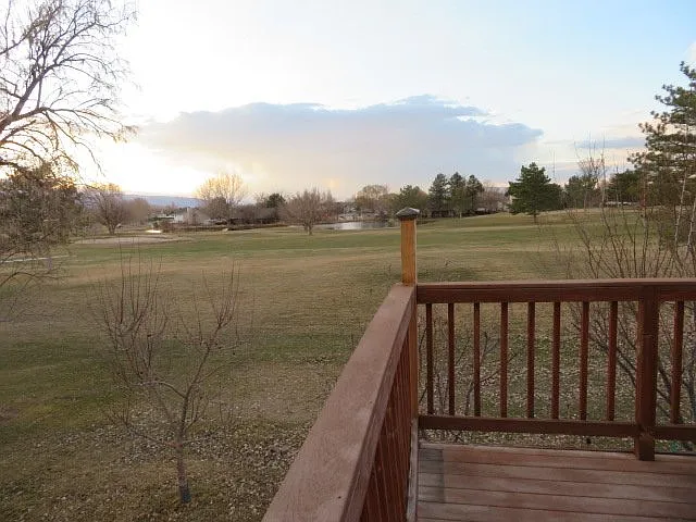 184 Country Club Dr — Photo 13
