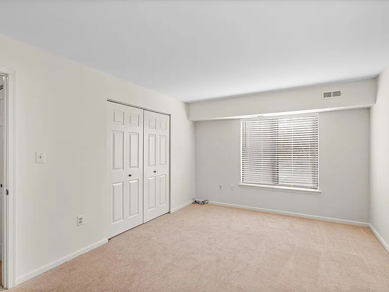 9555 Battery Heights Blvd #203 — Photo 16