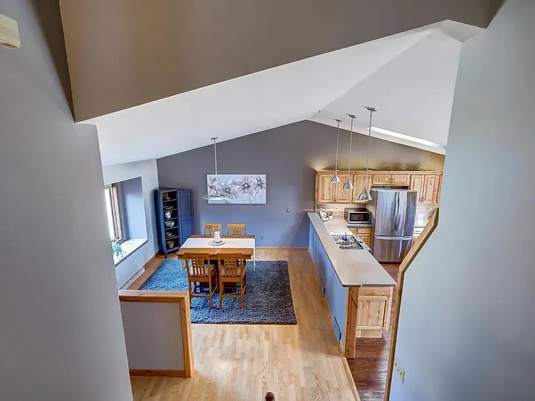 1513 Deerwood Dr — Photo 6