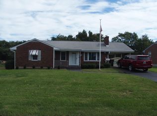 5811 Darby Rd, Roanoke, VA 24012