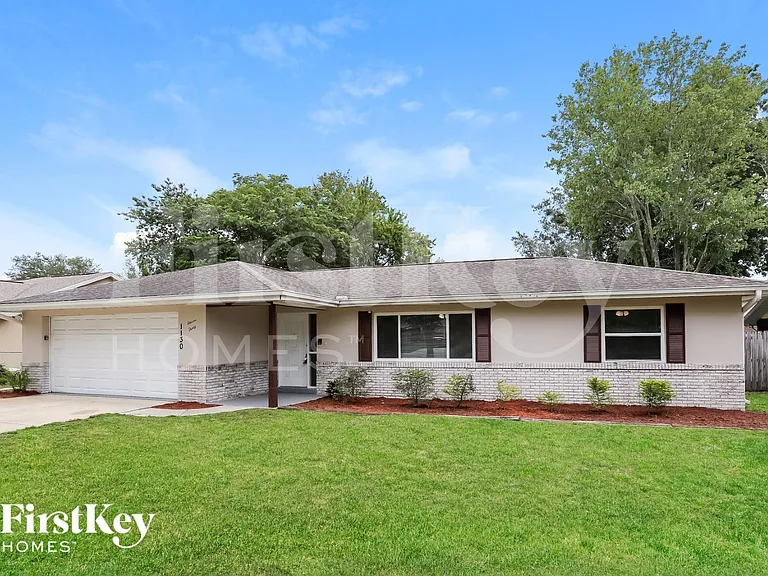 1130 E Normandy Blvd — Photo 2