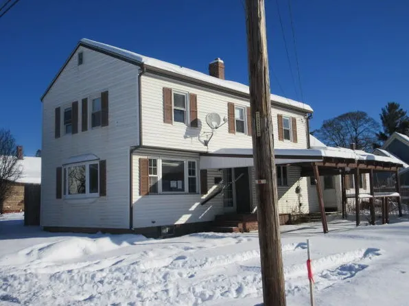 8 Gibbons Court, Brewer, ME 04412