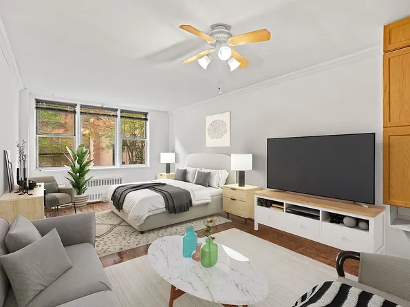 180 Thompson St APT 2D, Manhattan, NY 10012