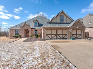 5606 S 47th St, Rogers, AR 72758