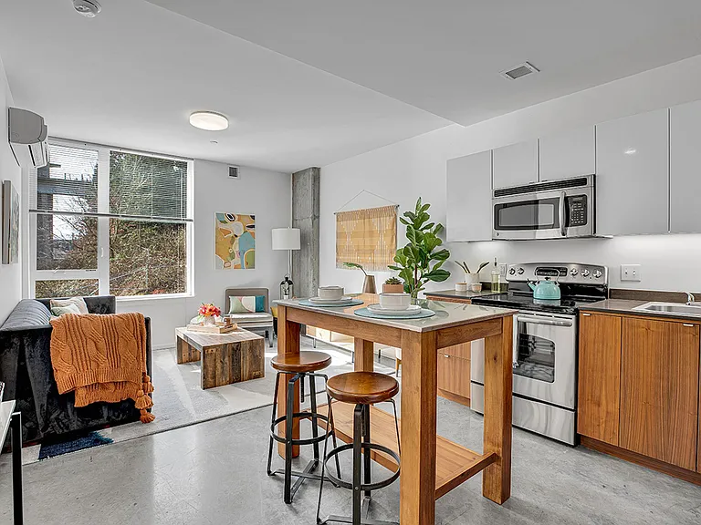 The Emery Apartments — Photo 22