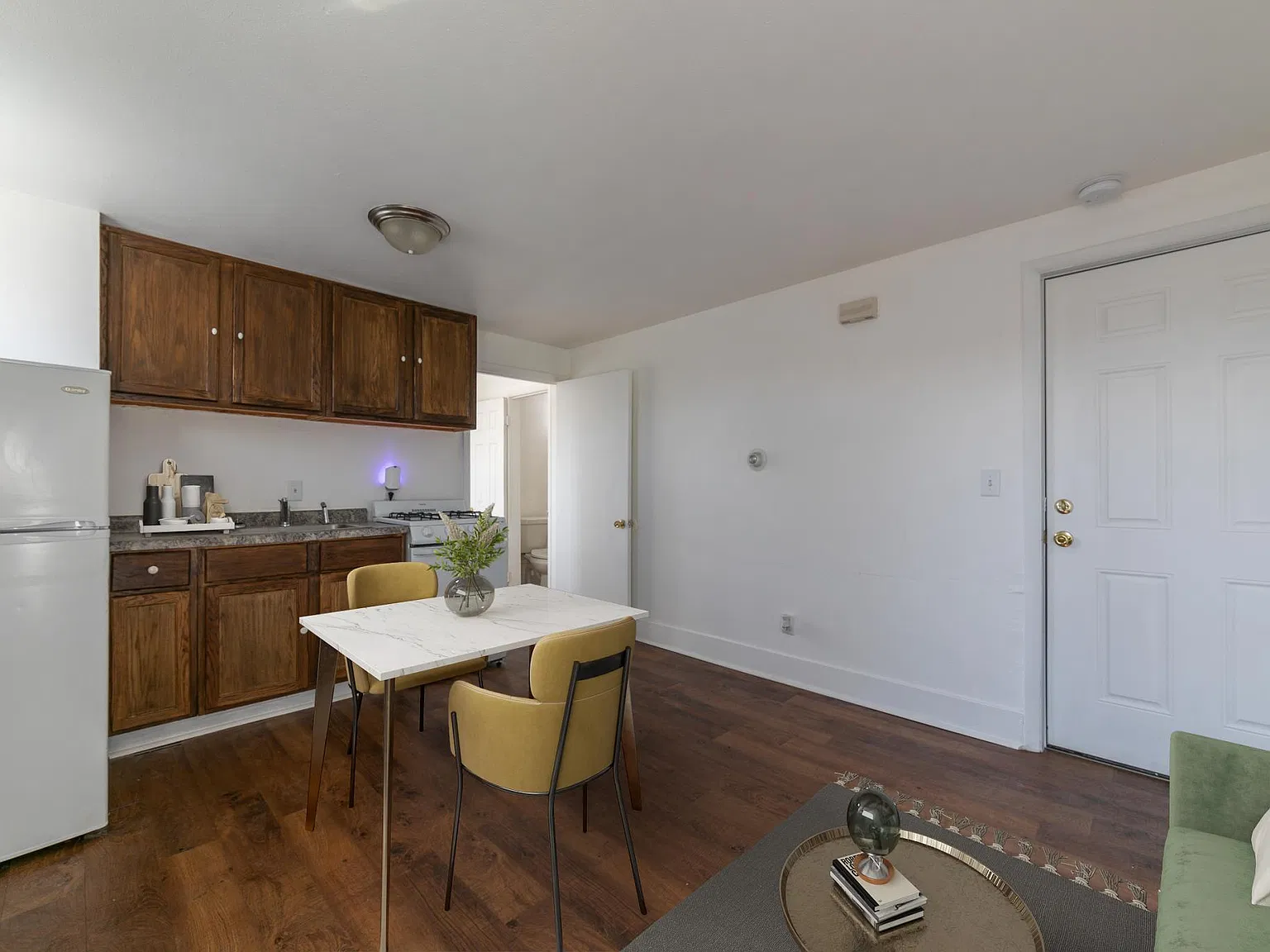 1 bed, 600 sqft, $850 — Photo 2