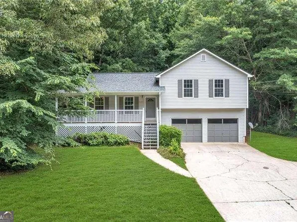 485 Waters Rd, Hiram, GA 30141