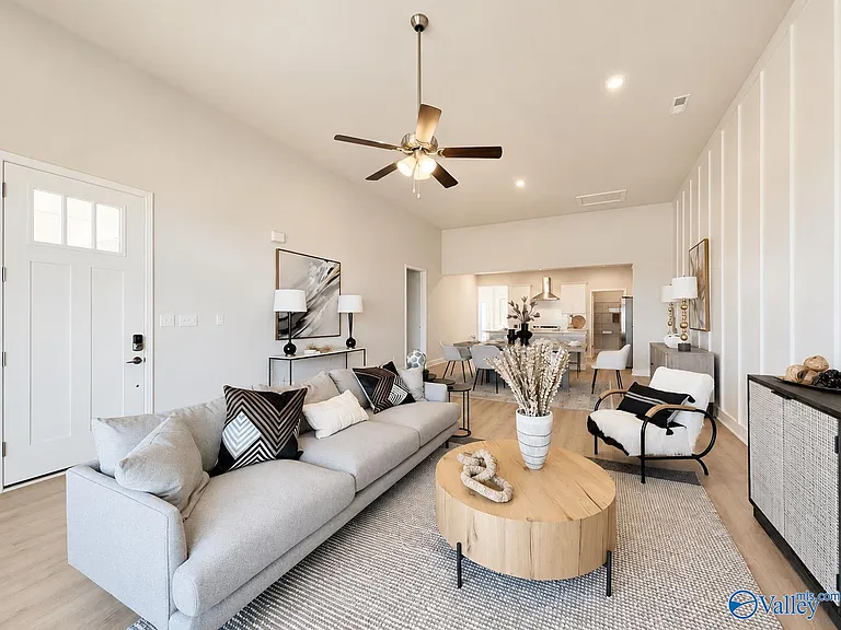 110 Moss Brook Ln — Photo 6