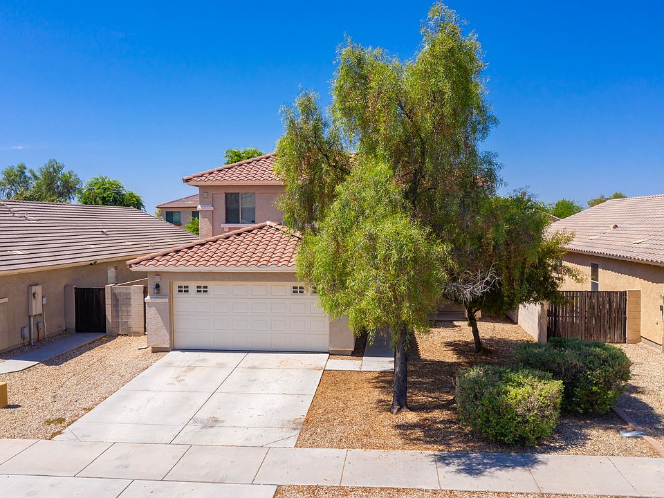 1st image of 574 S 167th Dr