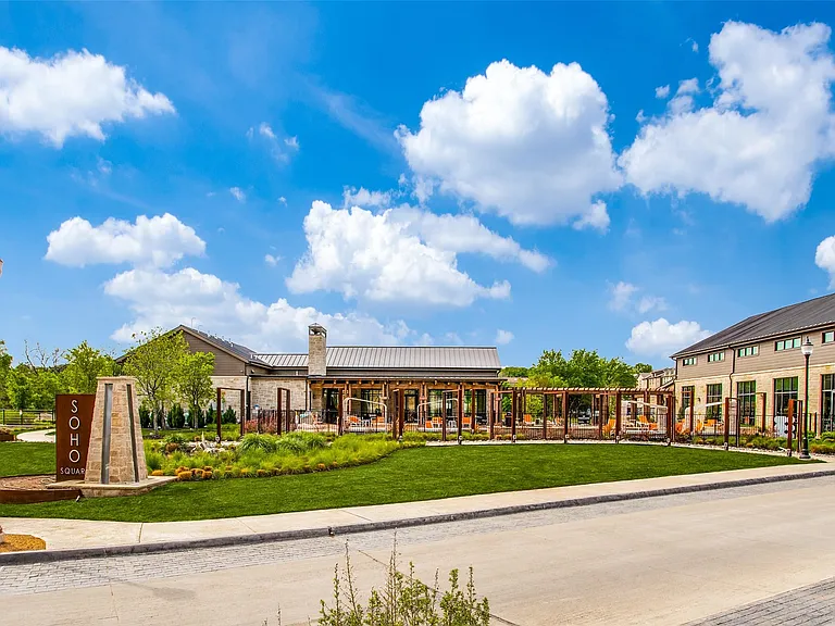 Soho Square Community Center has excellent amenities.