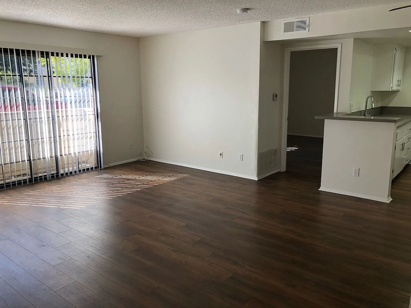 6400 Kraft Avenue — Photo 2