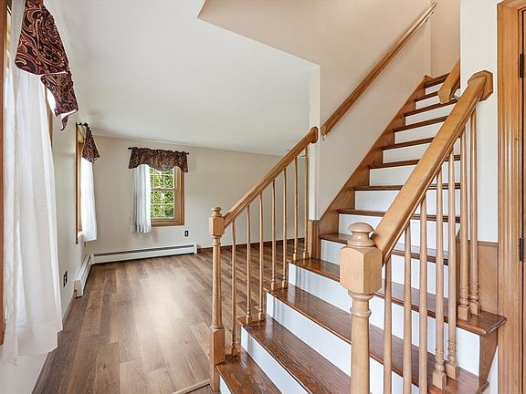 2nd image of 28 Camile Rd