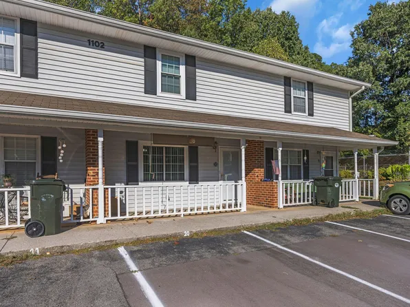 1102 Brookwood Ln APT 10, Dalton, GA 30720