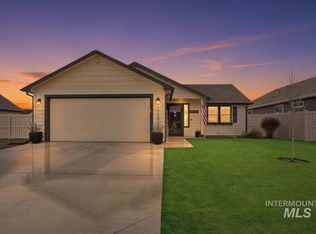 11391 Alice Springs St, Caldwell, ID 83605