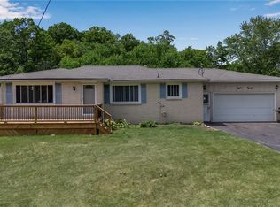 1880 Crittenden Rd, Alden, NY 14004