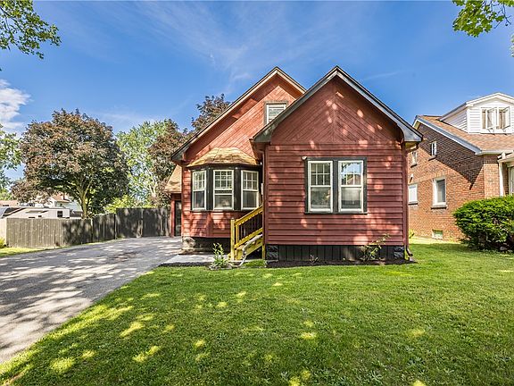 2nd image of 246 Crestwood Blvd