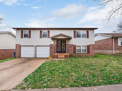 2350 Wharton Ct, Florissant, MO, 63031