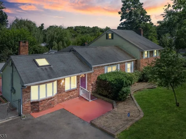 41 Kelly St, Middletown Twp., NJ 07748