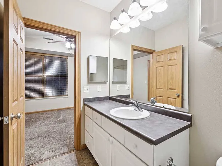Stone Ridge Estates Apartments & Duplexes — Photo 69