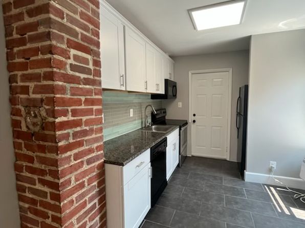 304 Broadway St APT 201
