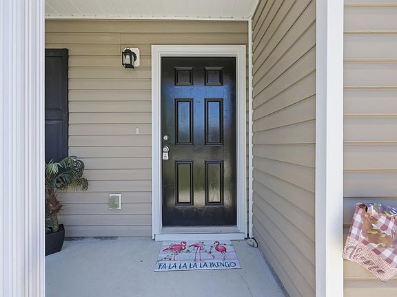 3rd image of 340 Blue Rock Dr.