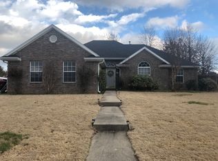 713 Asbury St, Lowell, AR 72745