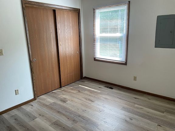 5th image of 3721 N 250 W