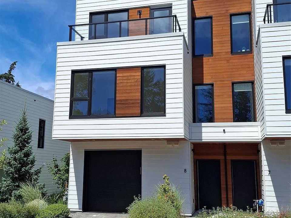 1st image of 2330 Sooke Rd #8
