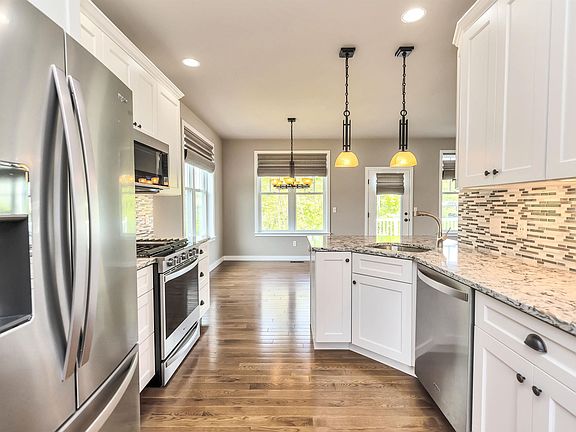 4th image of 49 Cottonwood Way