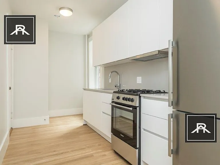 290 Chestnut Hill Ave #4 — Photo 1