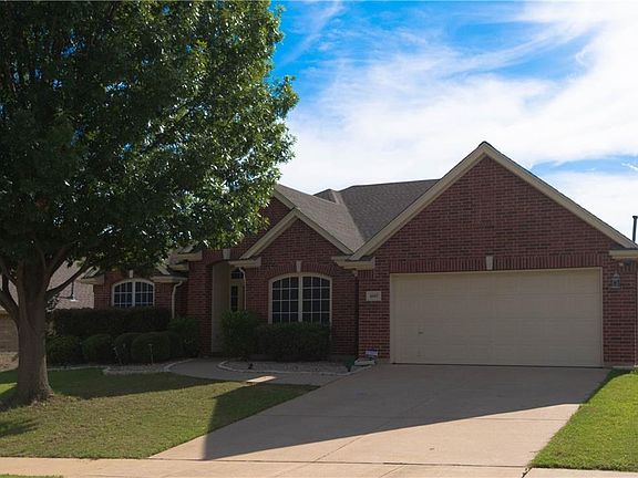 2nd image of 4607 Paddington Ln