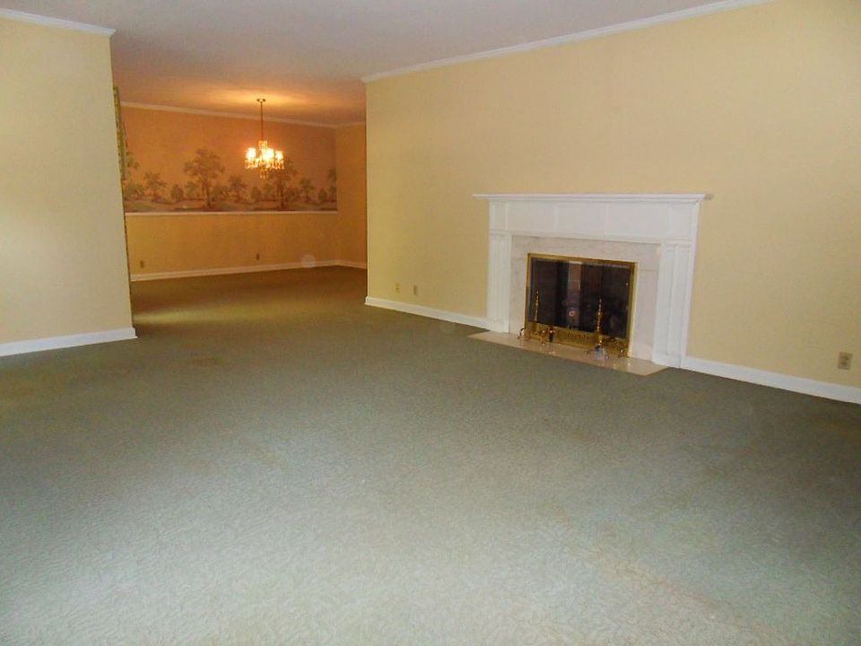 1st image of 1324 Herring Dr