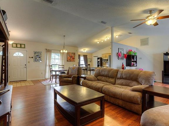 5th image of 22510 Southshore Dr