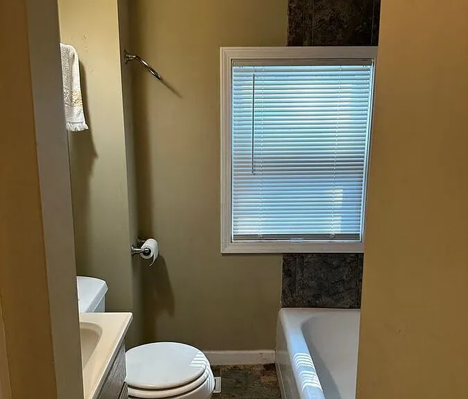 504 Belvidere St E #1 — Photo 14