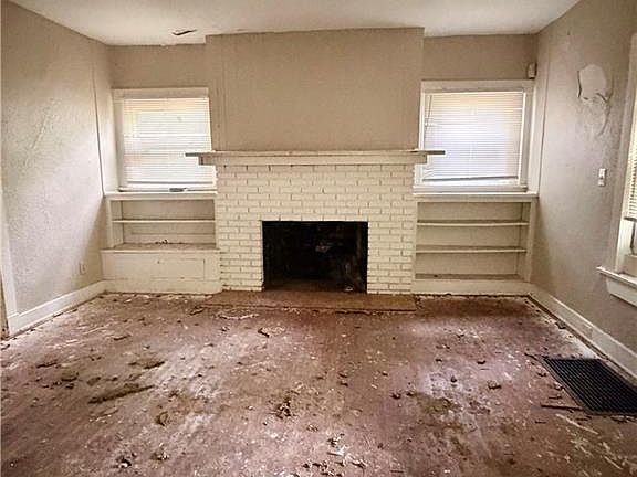 2nd image of 4026 E 67th Ter