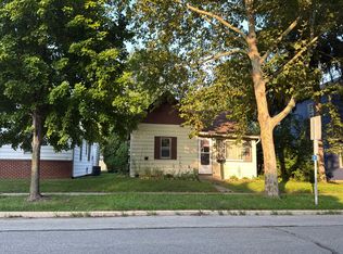 611 S Monticello St, Winamac, IN 46996
