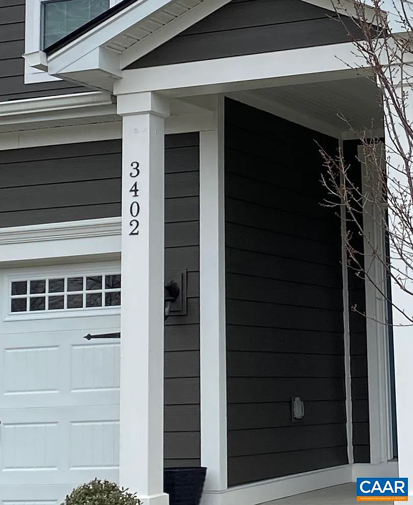 4 bed, 3.5 bath, 3588 sqft, $3,400 — Photo 2