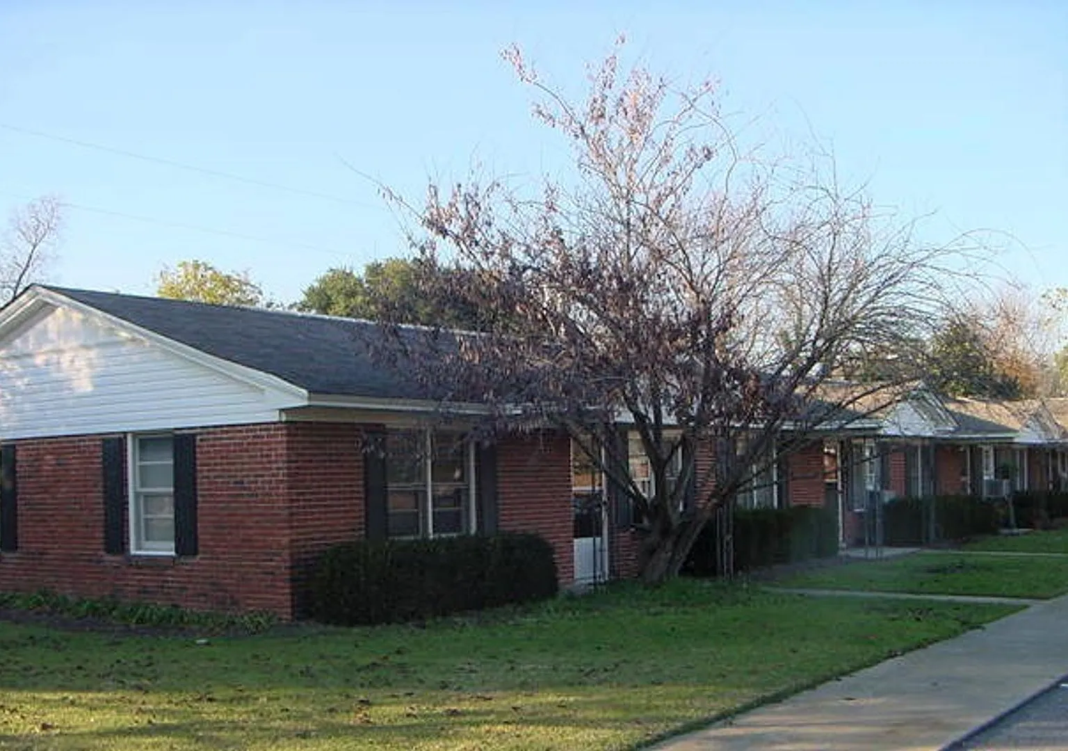 211 W. Hampton Street — Photo 1