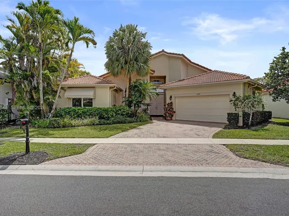 10800 Haydn Dr, Boca Raton, FL 33498
