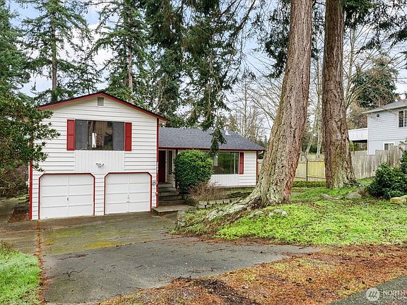 3rd image of 2681 Olympic Drive