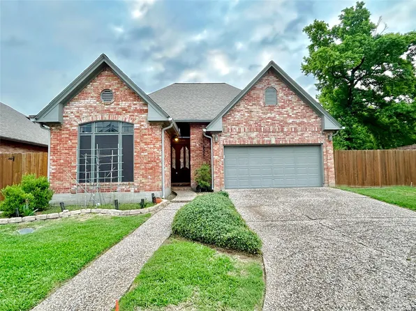 16306 Knightrider Dr, Spring, TX 77379